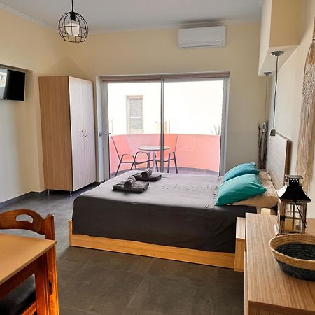 Callista Sea View Or Garden Kíssamos Екстериор снимка