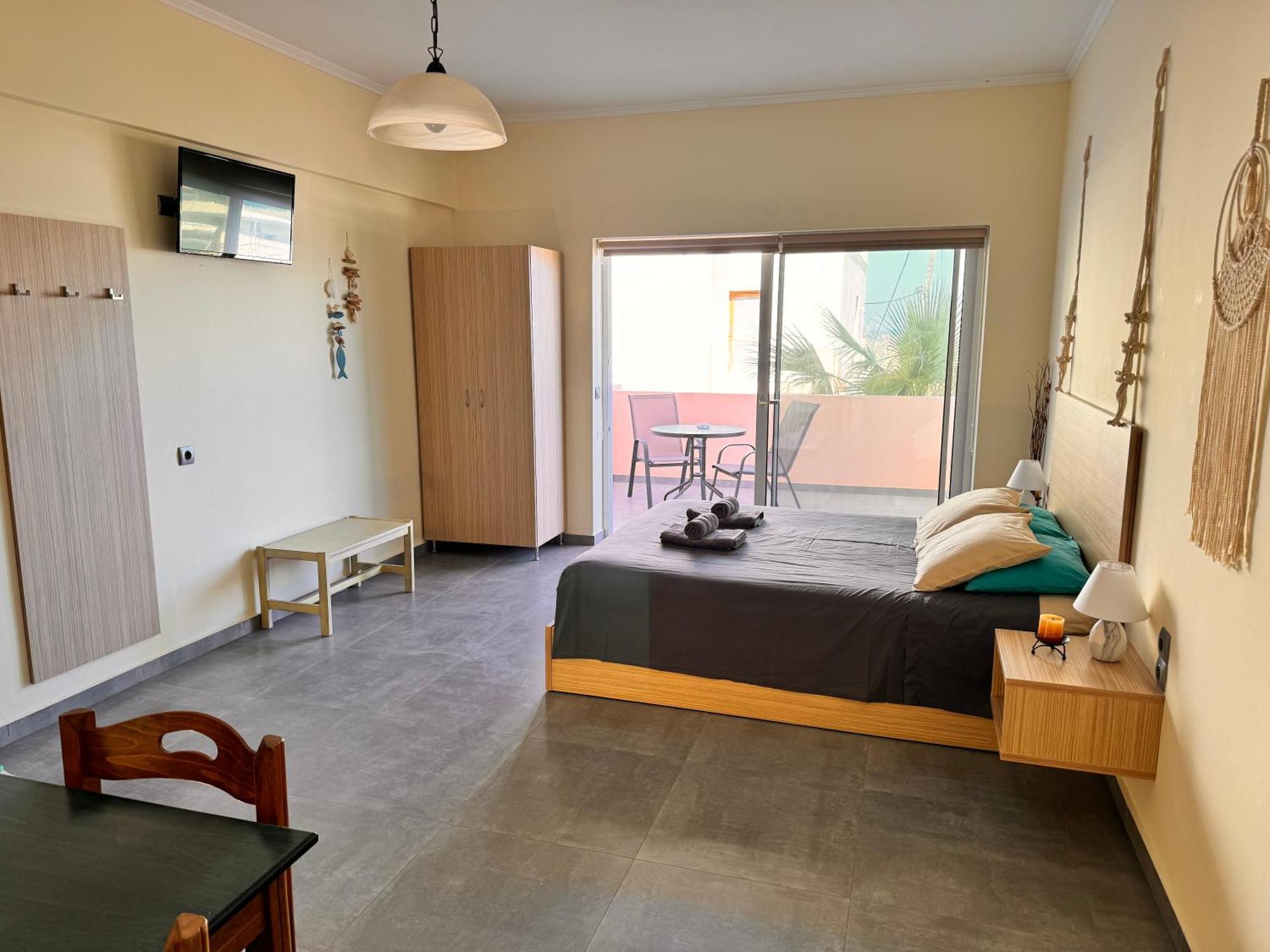 Callista Sea View Or Garden Kíssamos Екстериор снимка