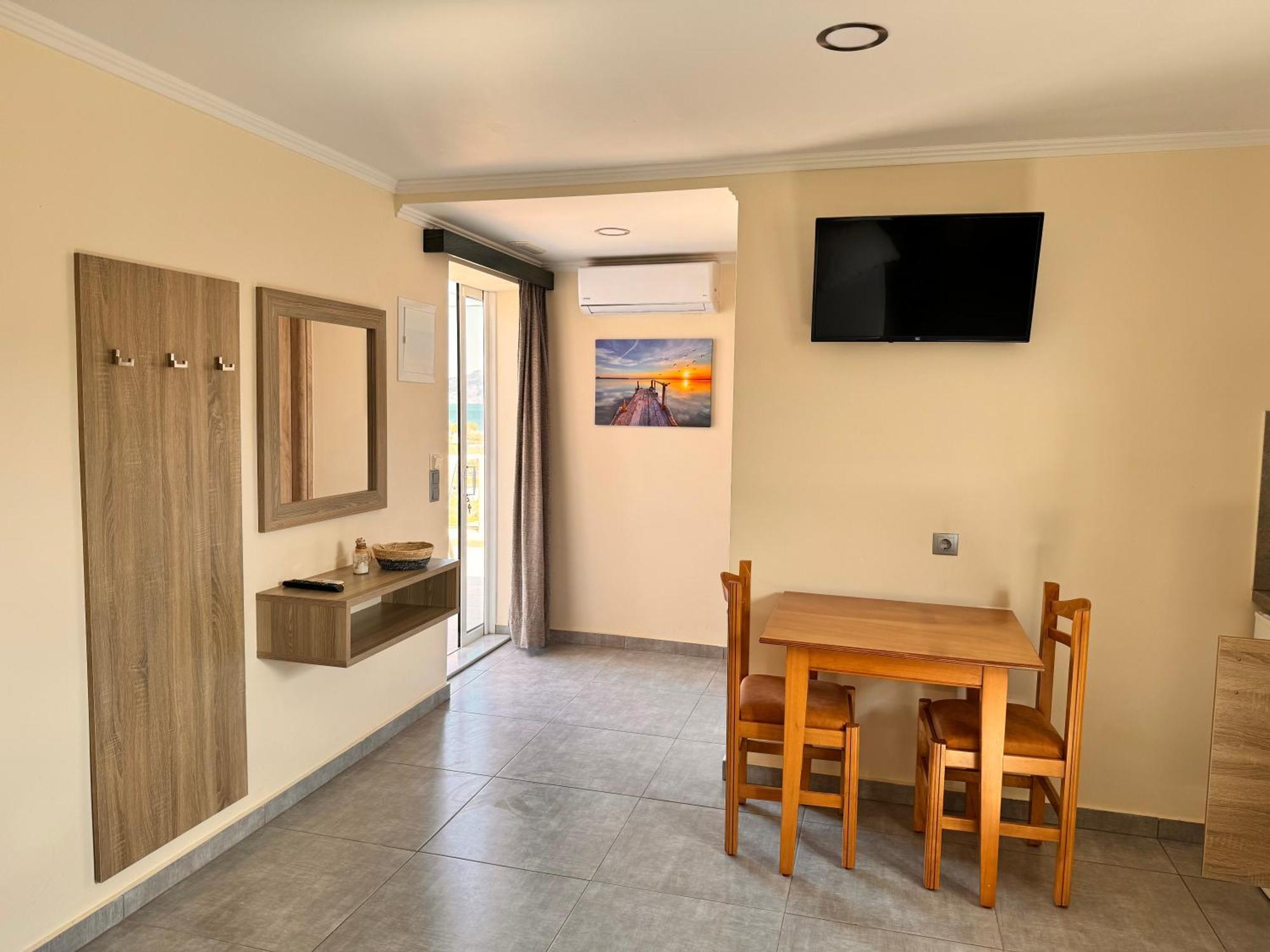 Callista Sea View Or Garden Kíssamos Екстериор снимка