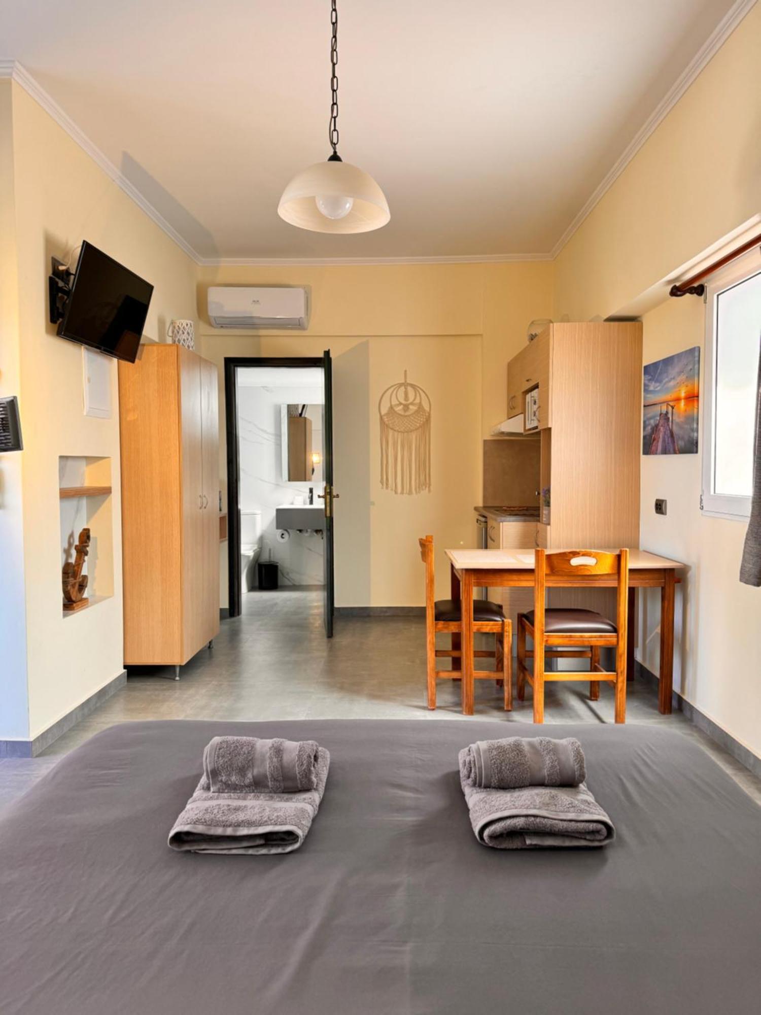 Callista Sea View Or Garden Kíssamos Екстериор снимка